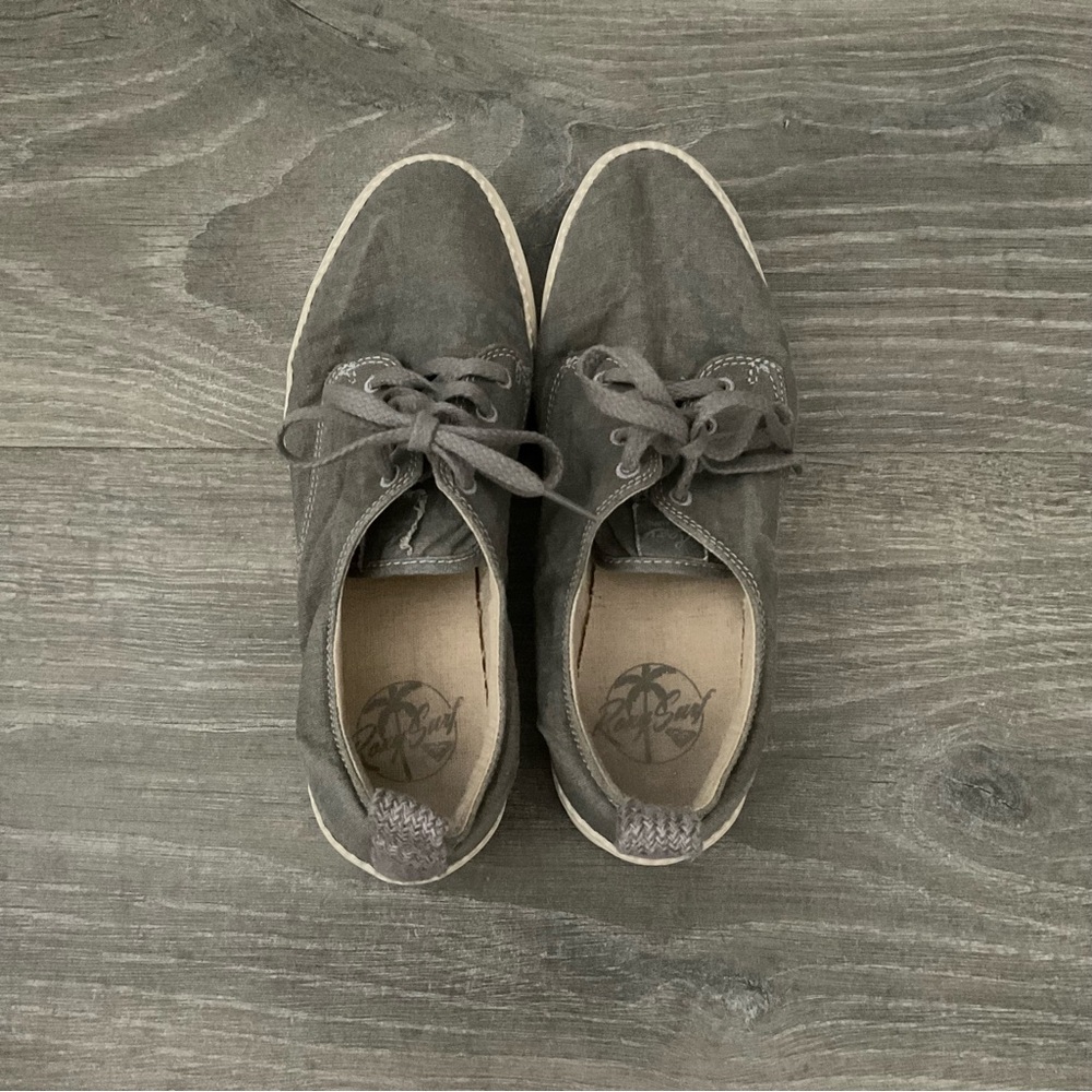 Roxy Shaka Platform Sneakers - image 4